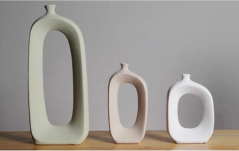 BRUSHED CERAMIC VASE