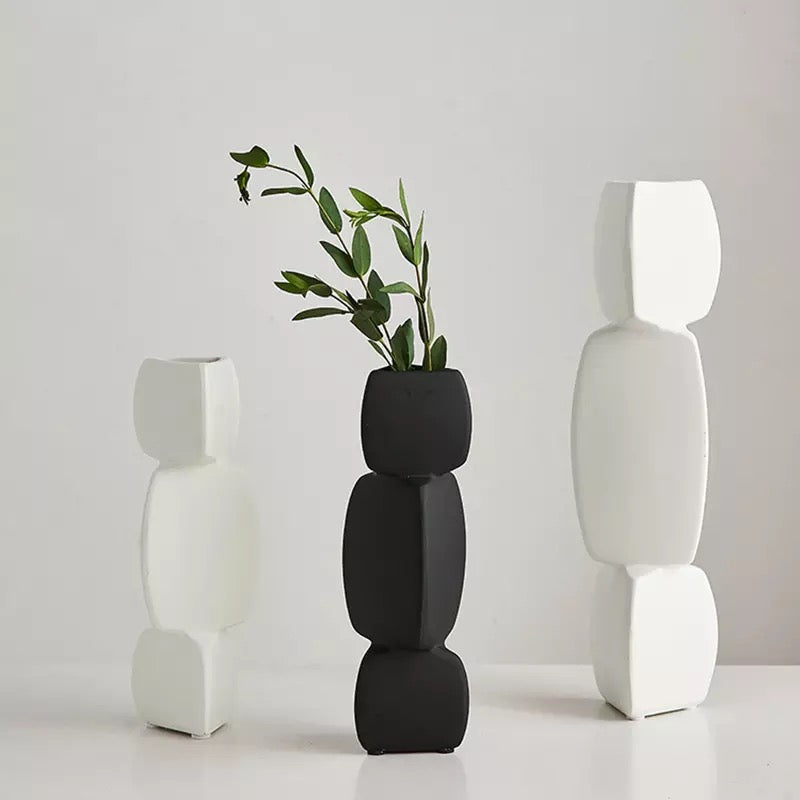 ASTRID ABSTRACT  CERAMIC VASE