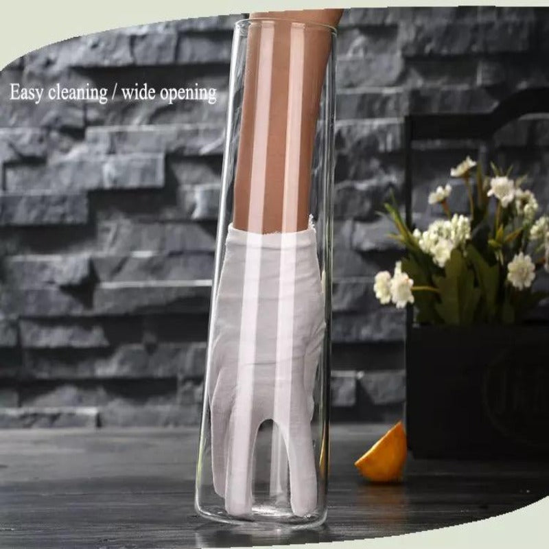 SLEEK GLASS WATER JUG