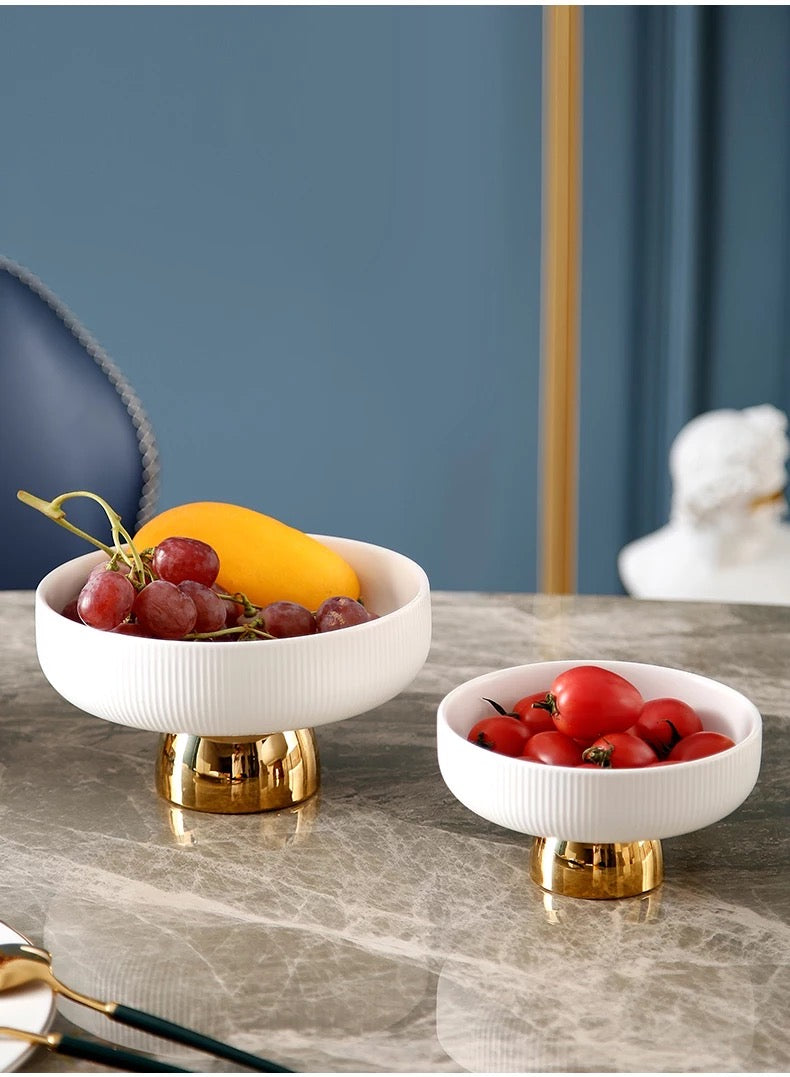 GOLD AND WHITE CERAMIC DISPLAY BOWLS